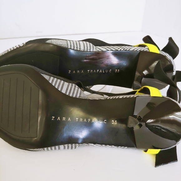 Zara Trafaulic Kitten Heels - Picture 6 of 8